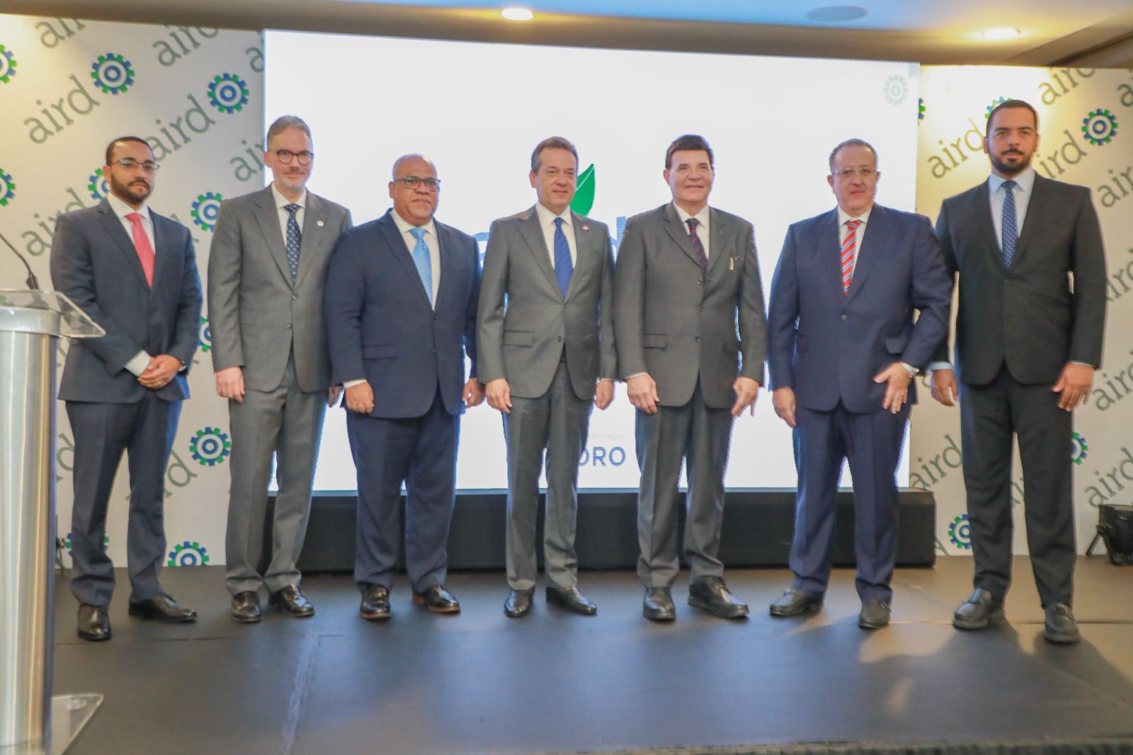 Fabricio Gómez Mazara participa en acto presentación del Régimen de Competitividad Industrial